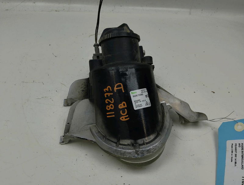 Phare antibrouillard avant droit Peugeot 206 SW (2E-K) 1.4 16v (2003)