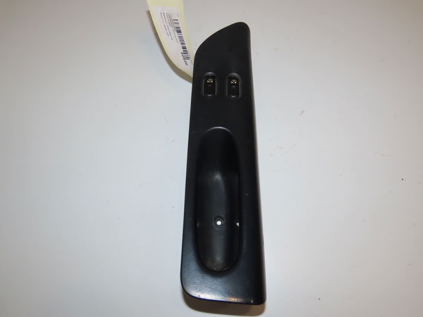 Commande lève-glace porte avant gauche Renault LAGUNA I (B56_, 556_) 1.8 (1995-2001)