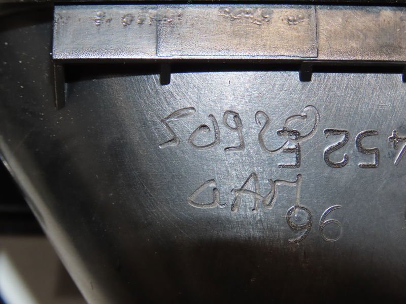 Commande lève-glace porte avant gauche Renault LAGUNA I (B56_, 556_) 1.8 (1995-2001)