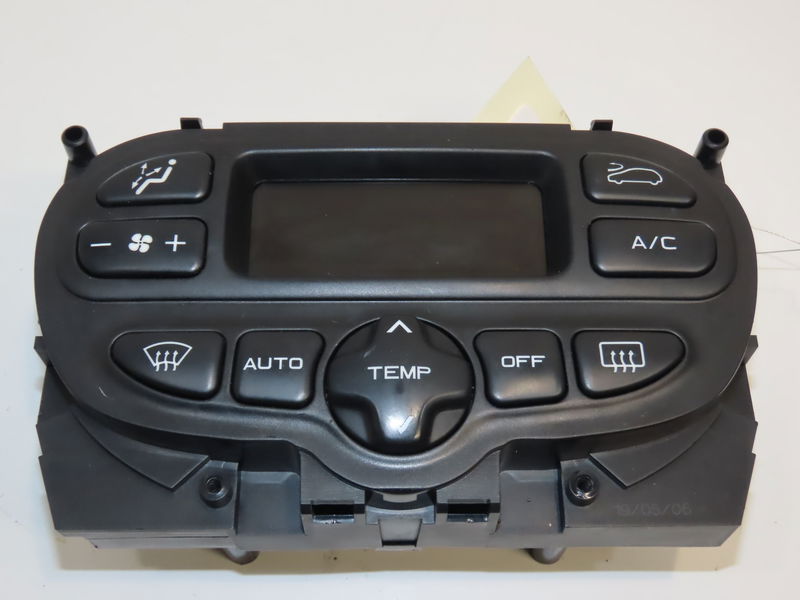 Commande de chauffage Peugeot 206 Van 1.4 hdi (2001-2009)