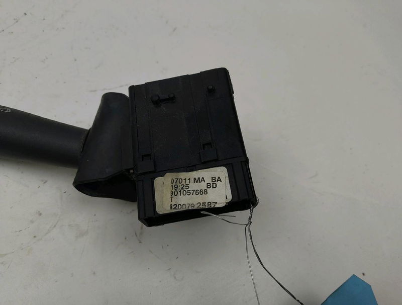 Commande essuie glace Dacia SANDERO 1.5 dci (2010)