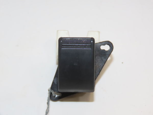 Commande lève-glace porte avant droite Honda CIVIC VI Hatchback (EJ, EK) 1.4 i s (ej9) (1995-2001)