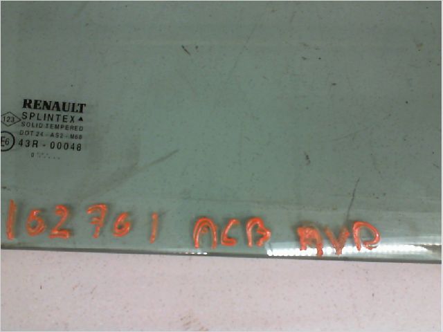 Glace fixe porte av d Renault SCÉNIC I Monospace (JA0-1_, FA0_) 1.9 dci rx4 (2000-2003)
