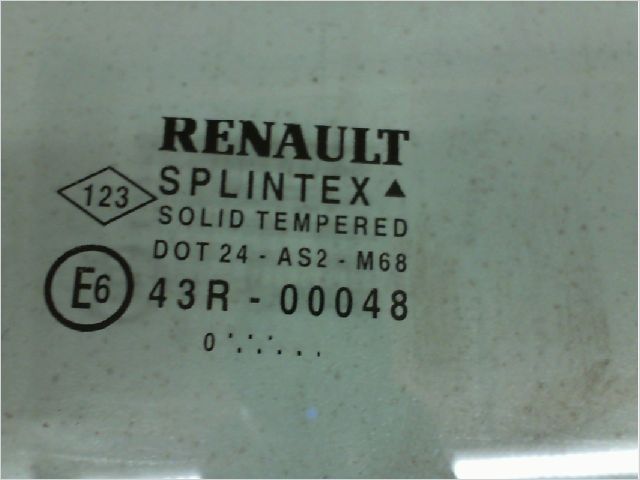Glace fixe porte av d Renault SCÉNIC I Monospace (JA0-1_, FA0_) 1.9 dci rx4 (2000-2003)