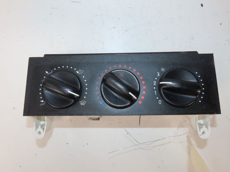 Commande de chauffage Renault KANGOO (KC0-1_) D 65 1.9 (kc0e, kc02, kc0j, kc0n) (1997-2001)