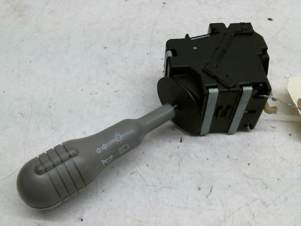 Commande clignotant Renault TWINGO I (C06_) 1.2 16v (c06c, c06d, c06k) (2001-2007) 3 portes