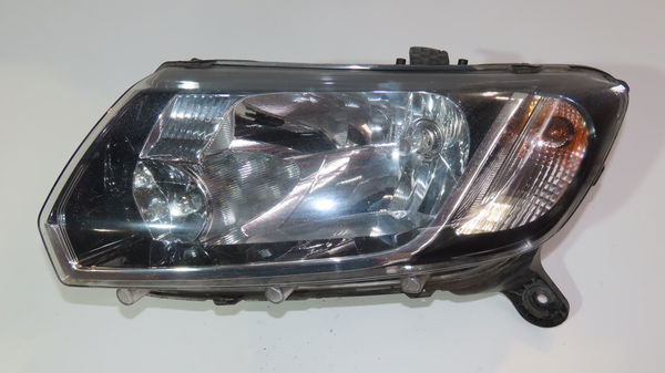 Phare gauche Dacia SANDERO II 1.5 dci (2012) 5 portes