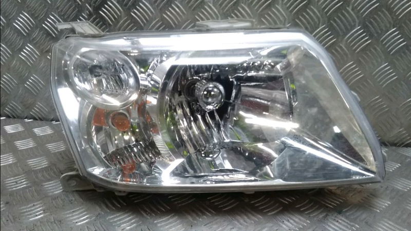 Phare droit SUZUKI GRAND VITARA 2