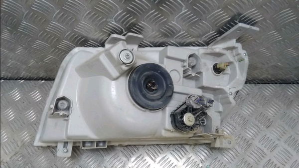 Phare droit SUZUKI GRAND VITARA 2