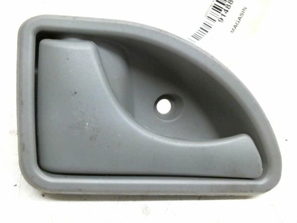 Poignee int porte avg Renault TWINGO I (C06_) 1.2 16v (c06c, c06d, c06k) (2001-2007) 3 portes