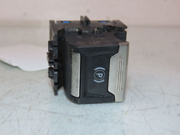 Interrupteur commande de frein a main Peugeot 2008 II (UD_, US_, UY_, UK_) 1.5 bluehdi 130 (2019)