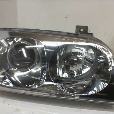 Phare droit Hyundai TRAJET (FO) 2.0 crdi (2001-2008)