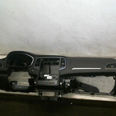 Planche de bord Renault MEGANE IV 3-5 portes (B9A-M-N_) 1.2 tce 130 (b9mr) (2015) 5 portes