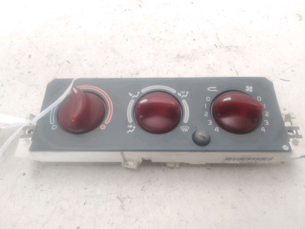 Commande de chauffage Renault TWINGO I (C06_) 1.2 16v (c06c, c06d, c06k) (2001-2007) 3 portes