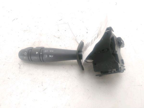 Commande clignotant Renault TWINGO II (CN0_) 1.2 16v (cn0k, cn0v) (2007) 3 portes