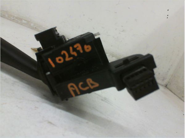 Commande clignotant Volkswagen TOURAN (1T1, 1T2) 2.0 tdi 16v (2003-2010) 5 portes