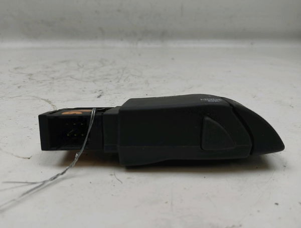Commande autoradio Renault TWINGO III (BCM_, BCA_) 0.9 tce 95 (2019)