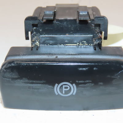 Interrupteur commande de frein a main Peugeot 3008 Monospace (0U_) 1.6 hdi (2009-2016) 5 portes