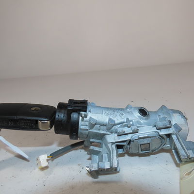 Antivol de direction Volkswagen GOLF PLUS V (5M1, 521) 1.6 tdi (2009-2013) 5 portes