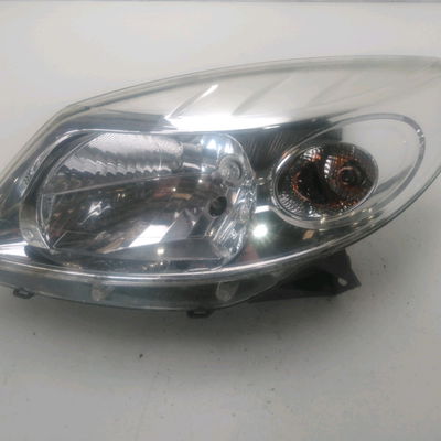 Phare gauche Dacia SANDERO 1.2 16v lpg (2008)