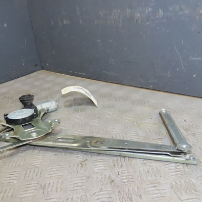 Mecanisme  moteur lève-glace avant droit Toyota RAV 4 III (_A3_) 2.2 d 4wd (ala30_) (2006-2012)