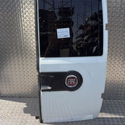 Porte battante arrière droite Fiat DOBLO Cargo (263_) 1.3 d multijet (2010)