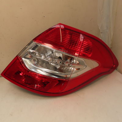 Feu arrière droit Citroën C4 II (NC_) 1.6 hdi 110 (2009) 5 portes