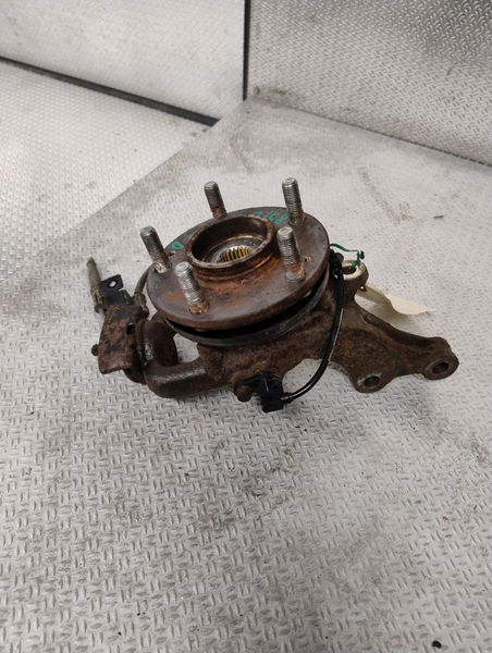 Pivot avd Kia CEE'D 3-5 portes (ED) 1.6 crdi 115 (2006-2012)