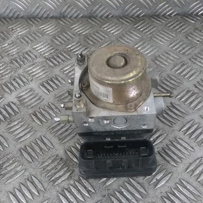 Unité hydraulique abs Nissan X-TRAIL I (T30) 2.2 di 4x4 (2001-2005)