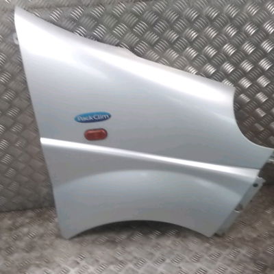Aile avant droite Renault TRAFIC II Camionnette (FL) 1.9 dci 100 (fl0c) (2001-2006)