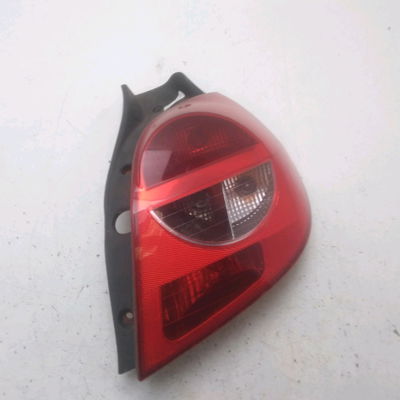 Feu arrière droit Renault CLIO III (BR0-1, CR0-1) 1.5 dci (br17, cr17) (2005-2012) 5 portes