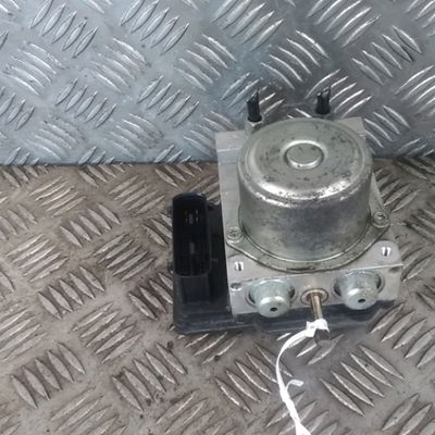Unité hydraulique abs Nissan X-TRAIL II (T31) 2.0 dci 4x4 (2007-2013)