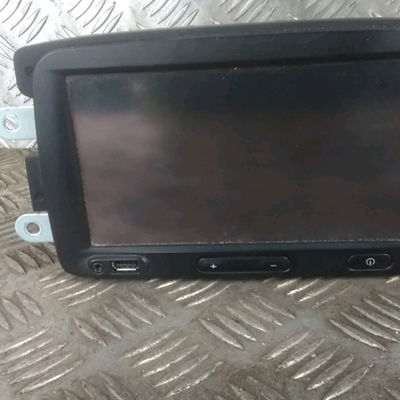 Autoradio Renault TRAFIC III Camionnette (FG_) 1.6 dci 120 (fgmb) (2014)