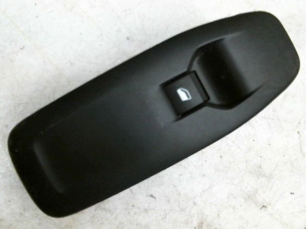 Commande lève-glace porte avant droite Citroën C3 AIRCROSS II (2R_, 2C_) 1.2 puretech 110 (2rhnzb, 2rhnzw, 2rhnpx, 2rhnpj) (2017)