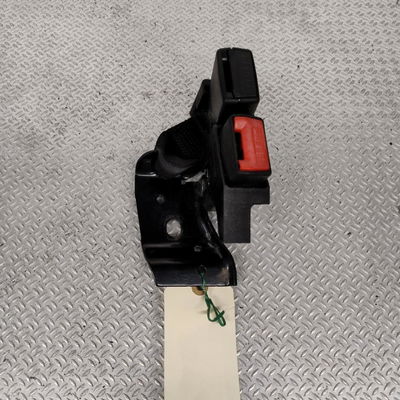 Ancrage ceinture arrière gauche Renault CLIO III (BR0-1, CR0-1) 1.2 16v (br0p, cr0p) (2007-2014)