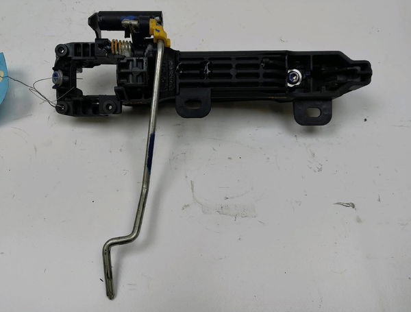 Poignee ext porte avd Toyota AYGO (_B4_) 1.0 (kgb40) (2014)