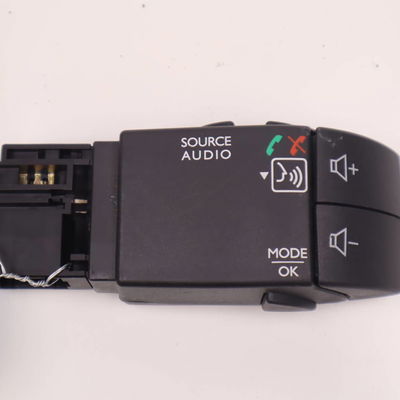 Commande autoradio Dacia DOKKER Monospace (KE_) 1.2 tce (kem0, keay) (2012)