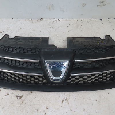 Calandre Dacia LOGAN MCV II 1.5 dci (2013)