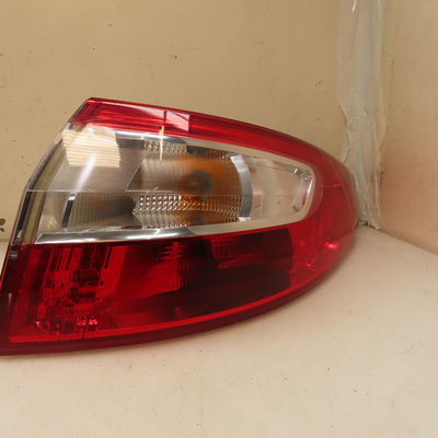 Feu arrière droit Renault FLUENCE (L3_) 1.5 dci (l30b) (2010)
