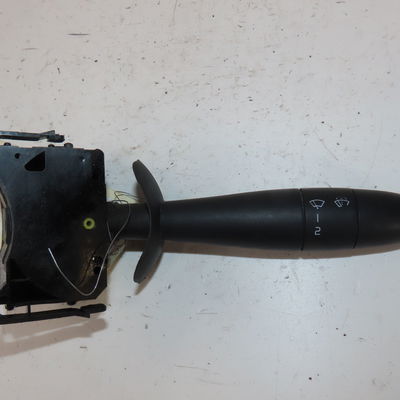 Commande essuie glace Renault TRAFIC II Camionnette (FL) 1.9 dci 100 (fl0c) (2001-2006)