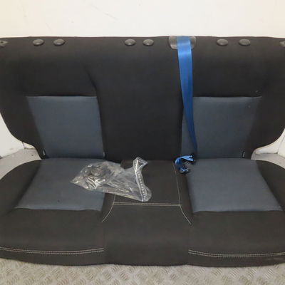 Siege ar complet Peugeot 208 I (CA_, CC_) 1.0 (2012)
