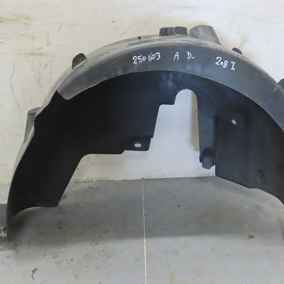 Pare-boue arrière droit Peugeot 208 I (CA_, CC_) 1.2 vti 68 - puretech 68 (2016) 5 portes