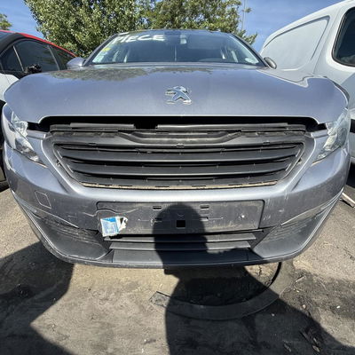 Pare-choc avant Peugeot 308 SW II (LC_, LJ_, LR_, LX_, L4_) 1.6 bluehdi 120 (2014-2021)