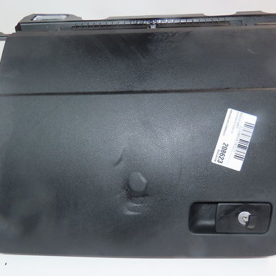 Boite à gants Volkswagen PASSAT B8 (3G2, CB2) 1.6 tdi (2014)
