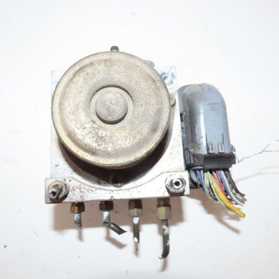Unité hydraulique abs Nissan X-TRAIL I (T30) 2.2 dci 4x4 (2001-2008) 5 portes
