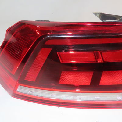 Feu arrière gauche Volkswagen PASSAT B8 (3G2, CB2) 1.6 tdi (2014)