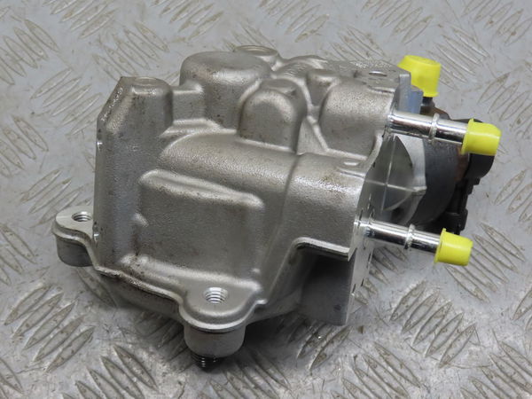 Pompe injection diesel Peugeot 208 II (UB_, UP_, UW_, UJ_) 1.5 bluehdi 100 (2019)
