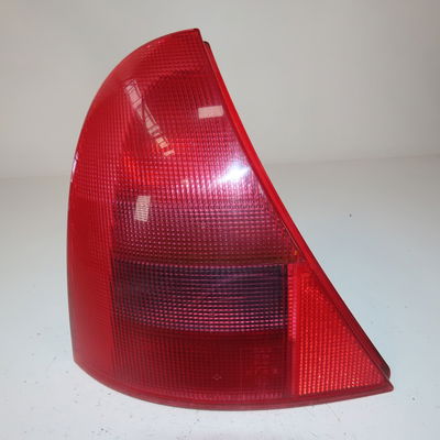 Feu arrière gauche Renault CLIO II (BB_, CB_) 1.2 (bb0a, bb0f, bb10, bb1k, bb28, bb2d, bb2h, cb0a,... (1998-2010) 5 portes
