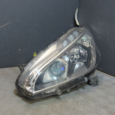 Feux av g Peugeot 208 I (CA_, CC_) 1.5 bluehdi 100 (2018)