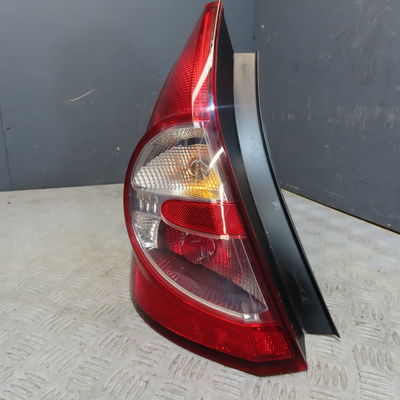 Feu arrière gauche Dacia SANDERO 1.5 dci (2010)